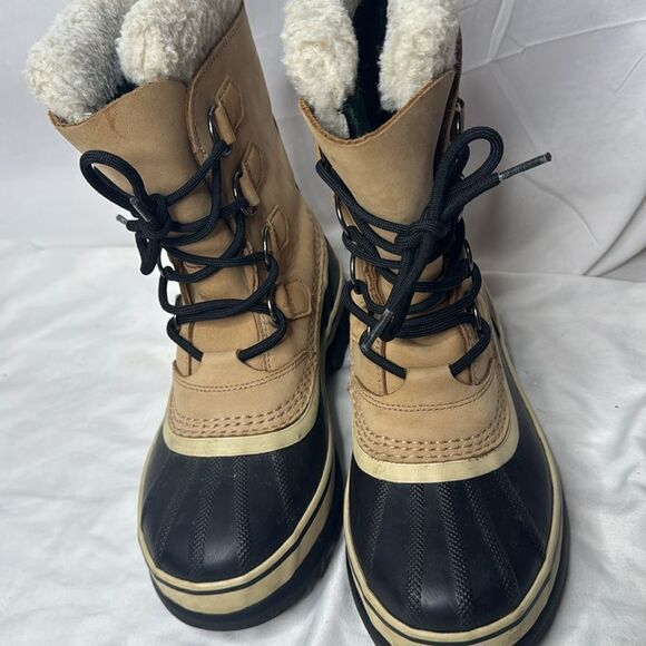 Sorel Women’s Caribou Snow Waterproof Winter Boot. Size 6. - Picture 2 of 12
